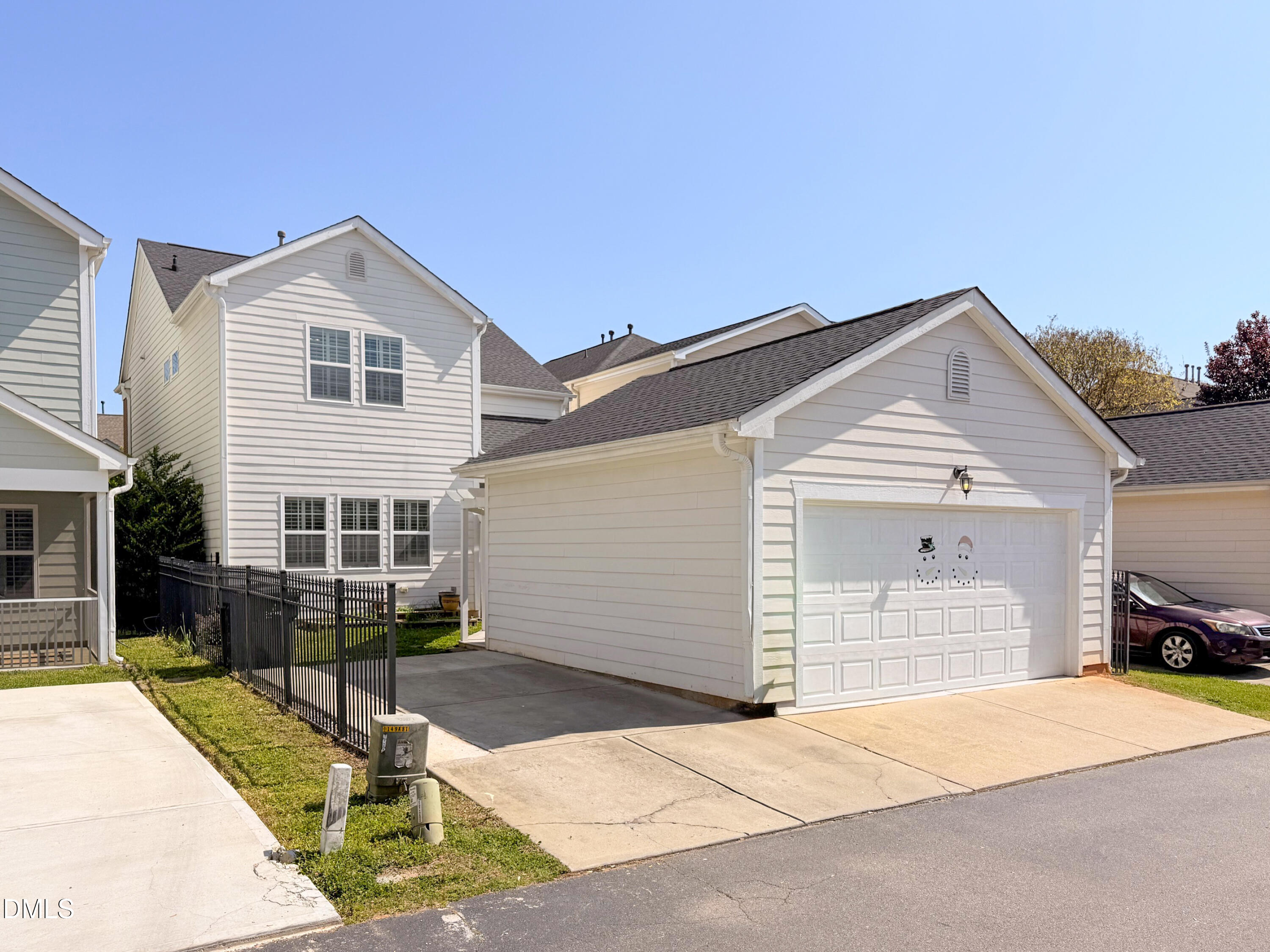 847 Historian Street