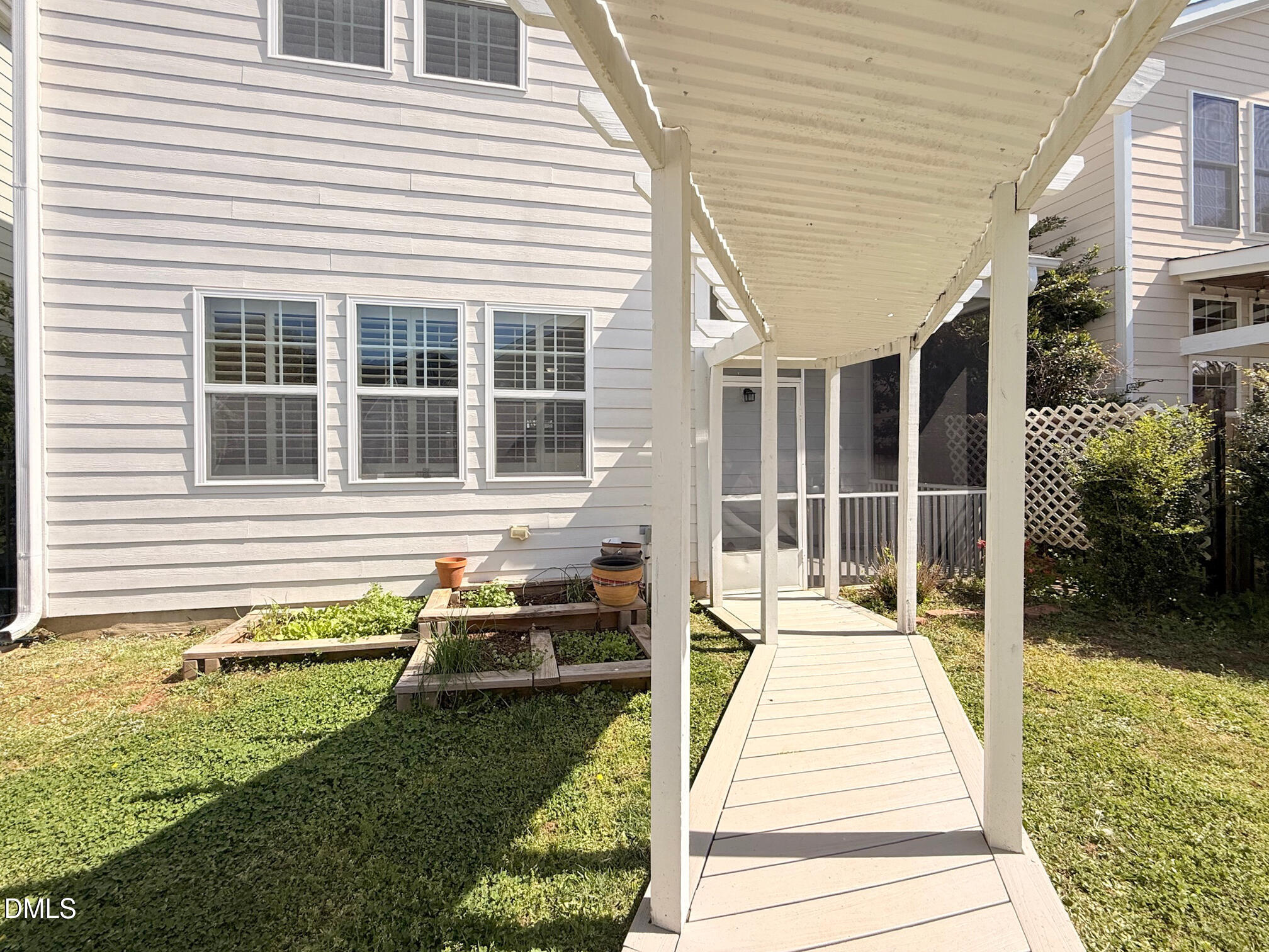 847 Historian Street