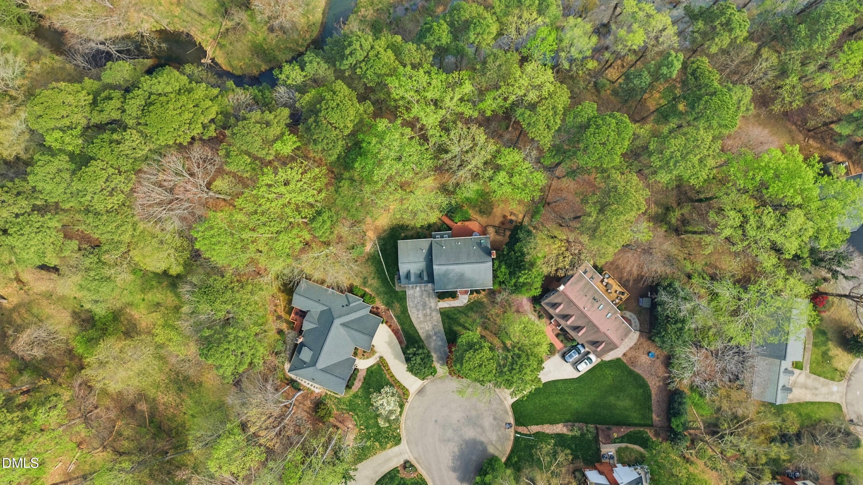 4001 Stemmons Court