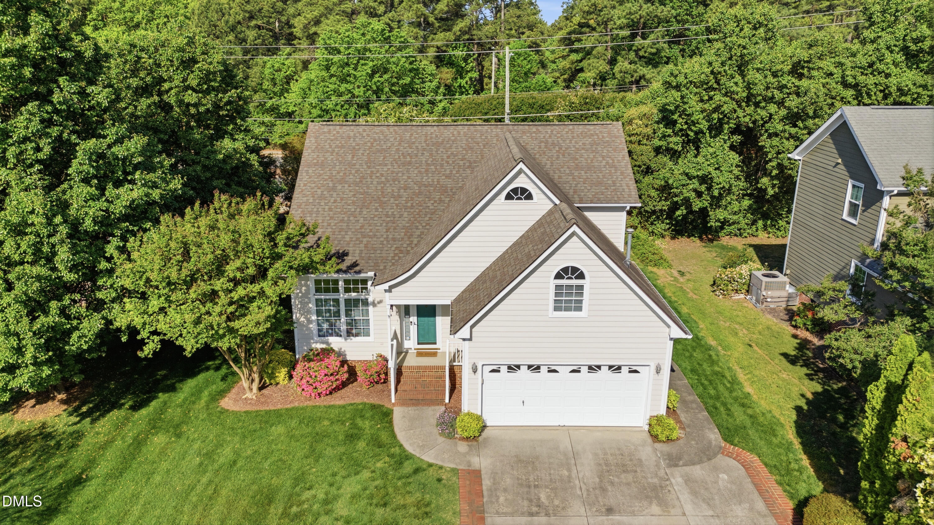 6801 Lynnoak Drive