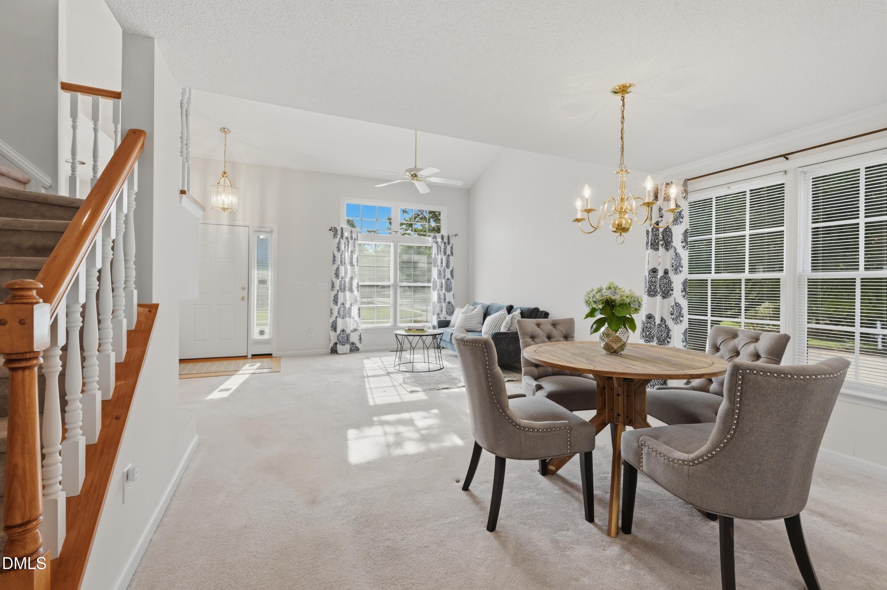 6801 Lynnoak Drive