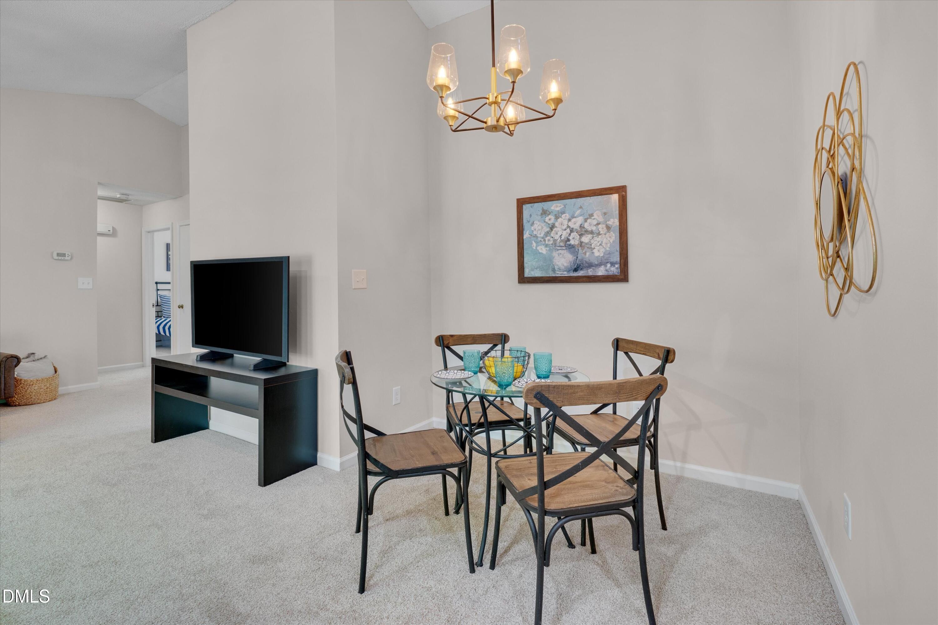 4901 Rollingwood Drive