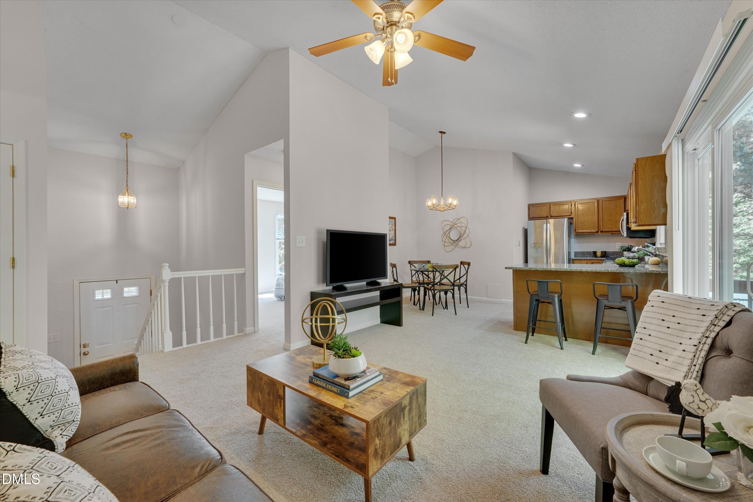 4901 Rollingwood Drive