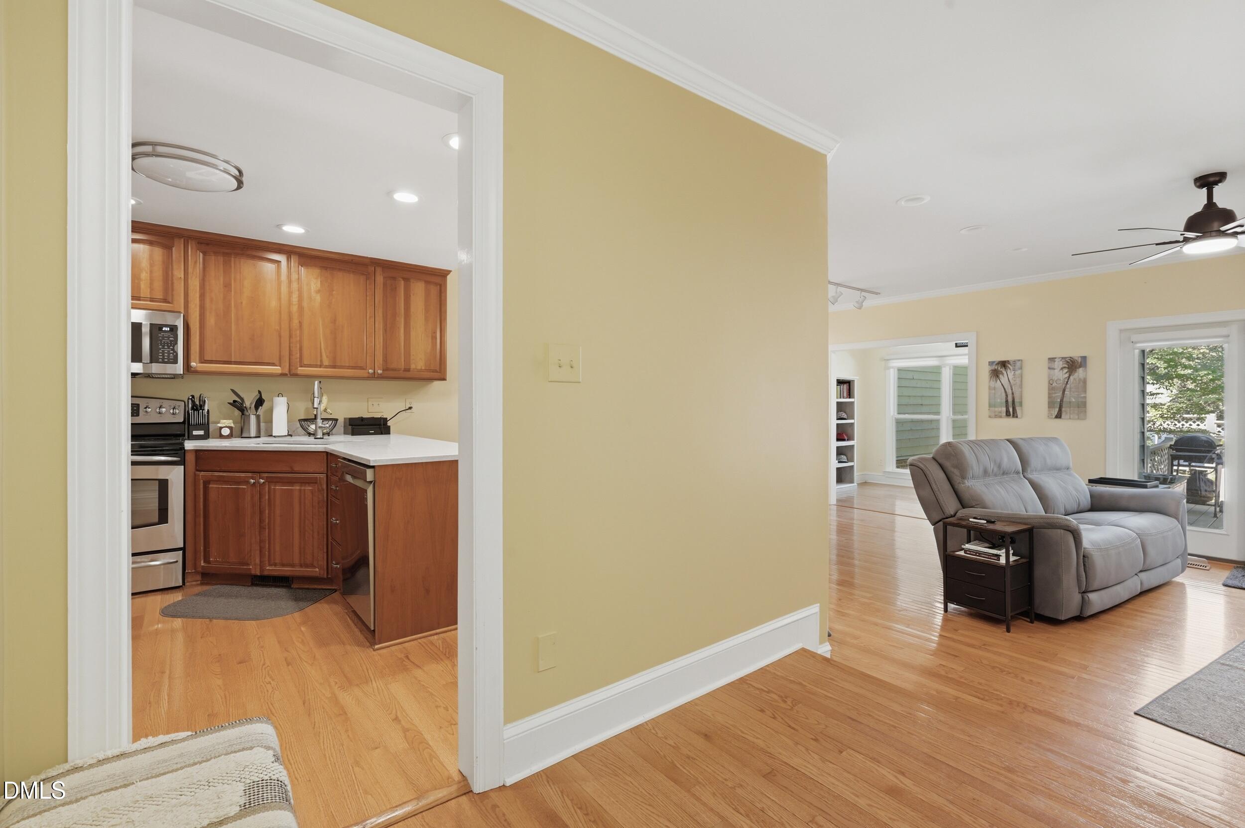 7514 Wellesley Park S