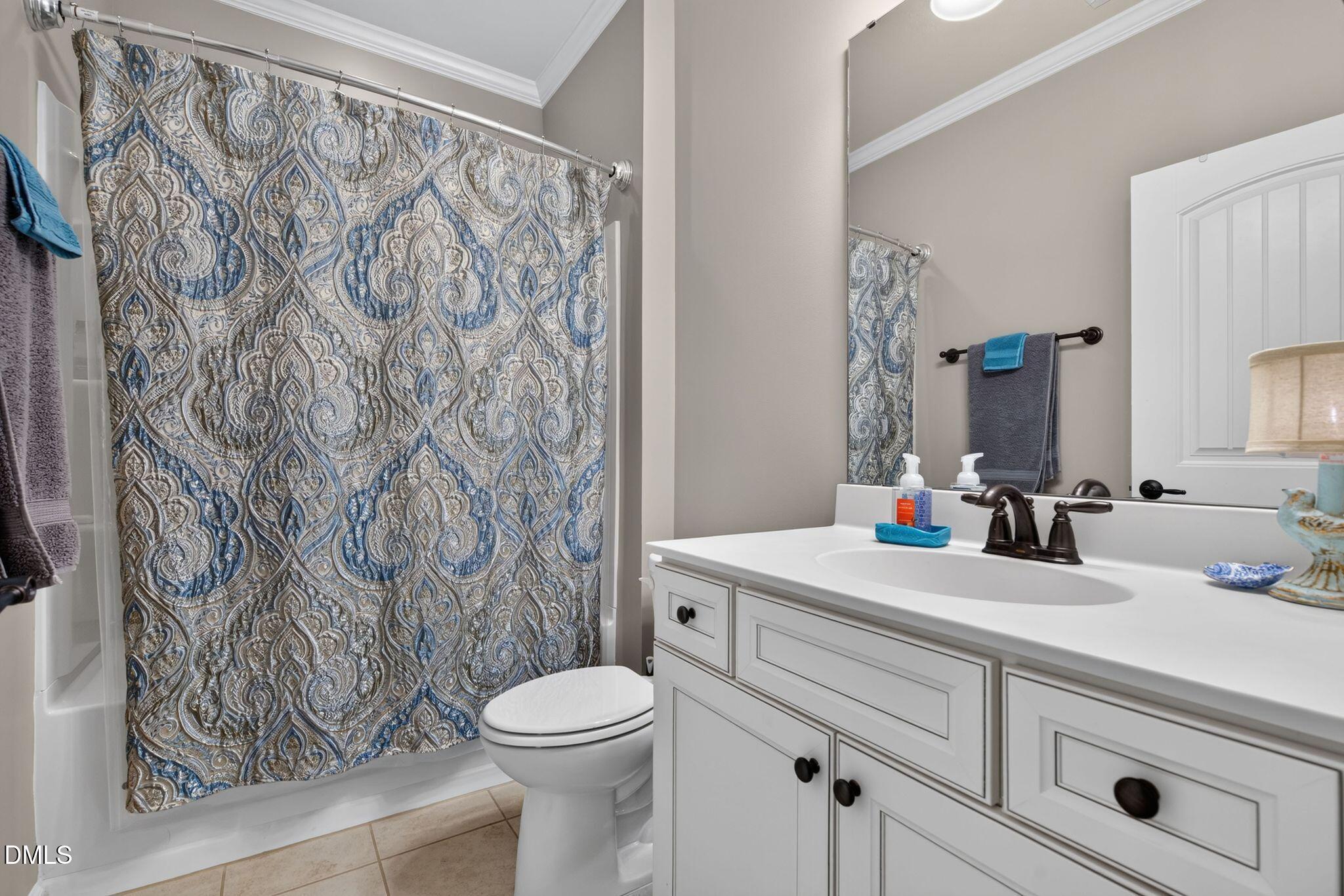 2604 Bloomsbury Manor Drive