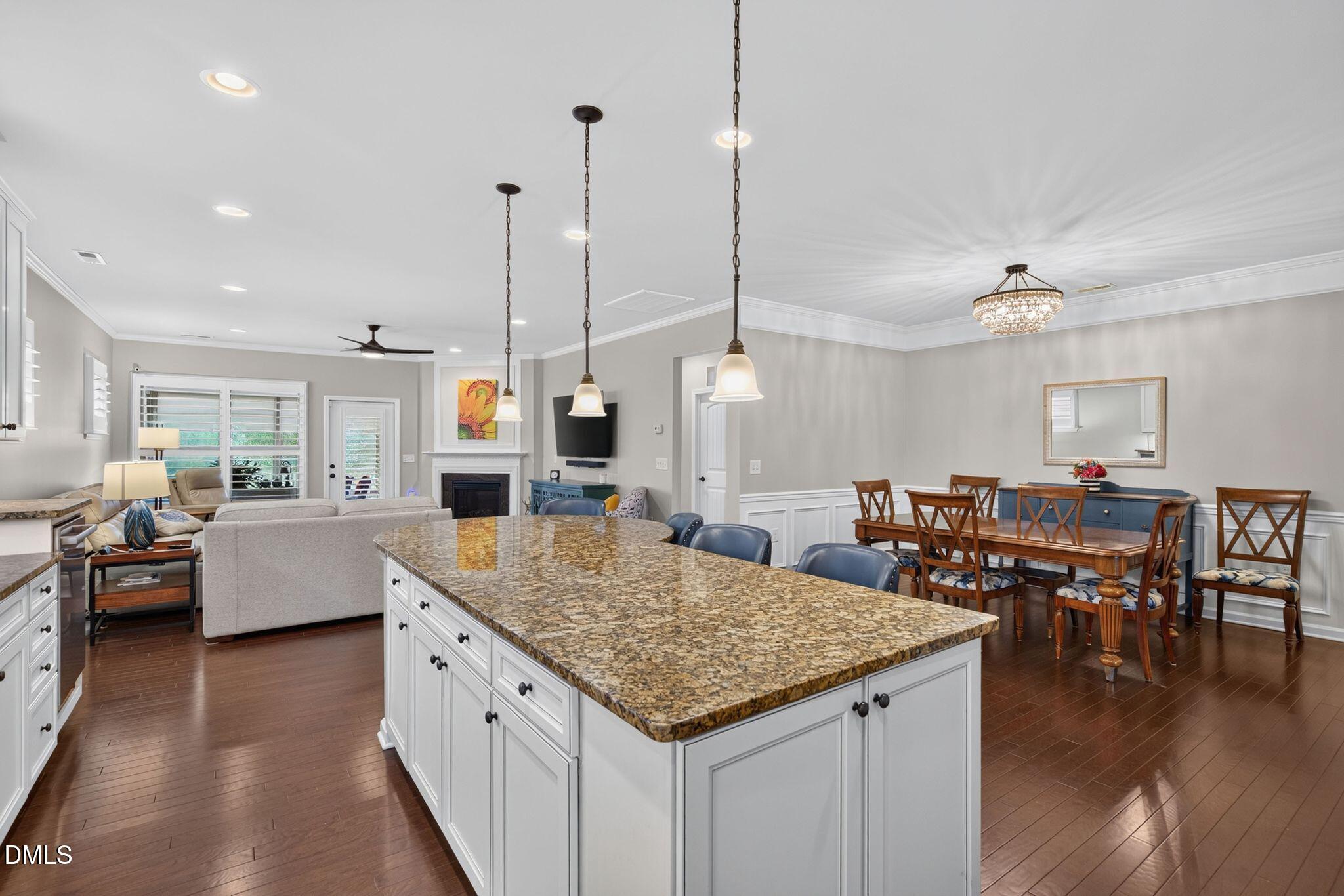 2604 Bloomsbury Manor Drive