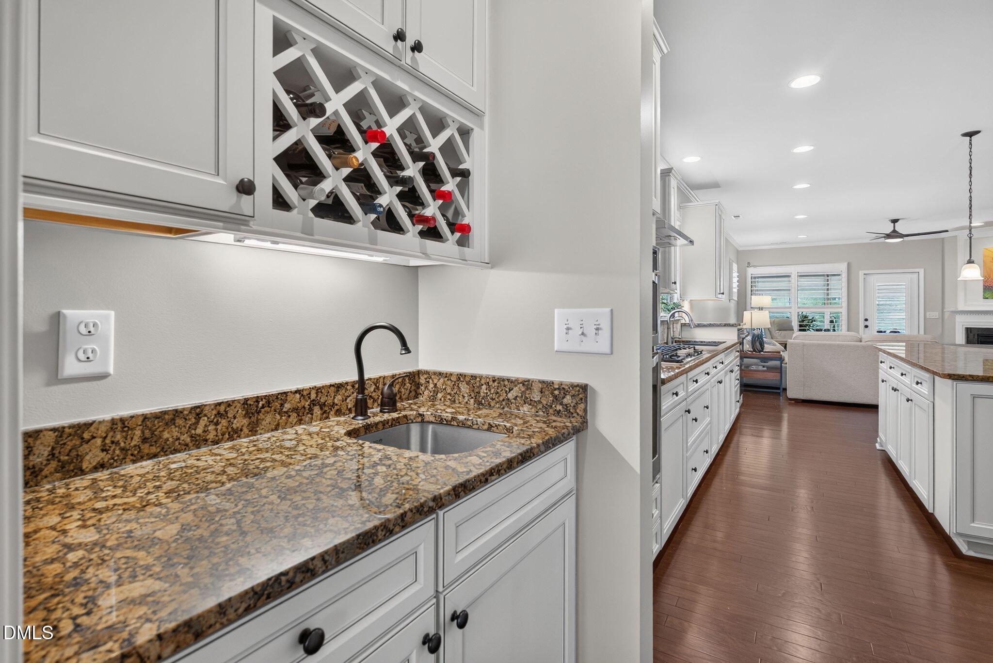 2604 Bloomsbury Manor Drive
