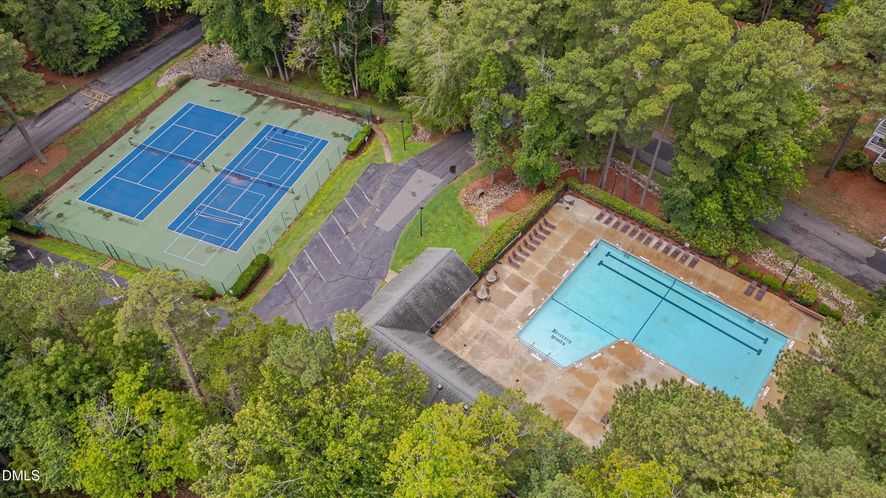 4600 Hamptonshire Drive