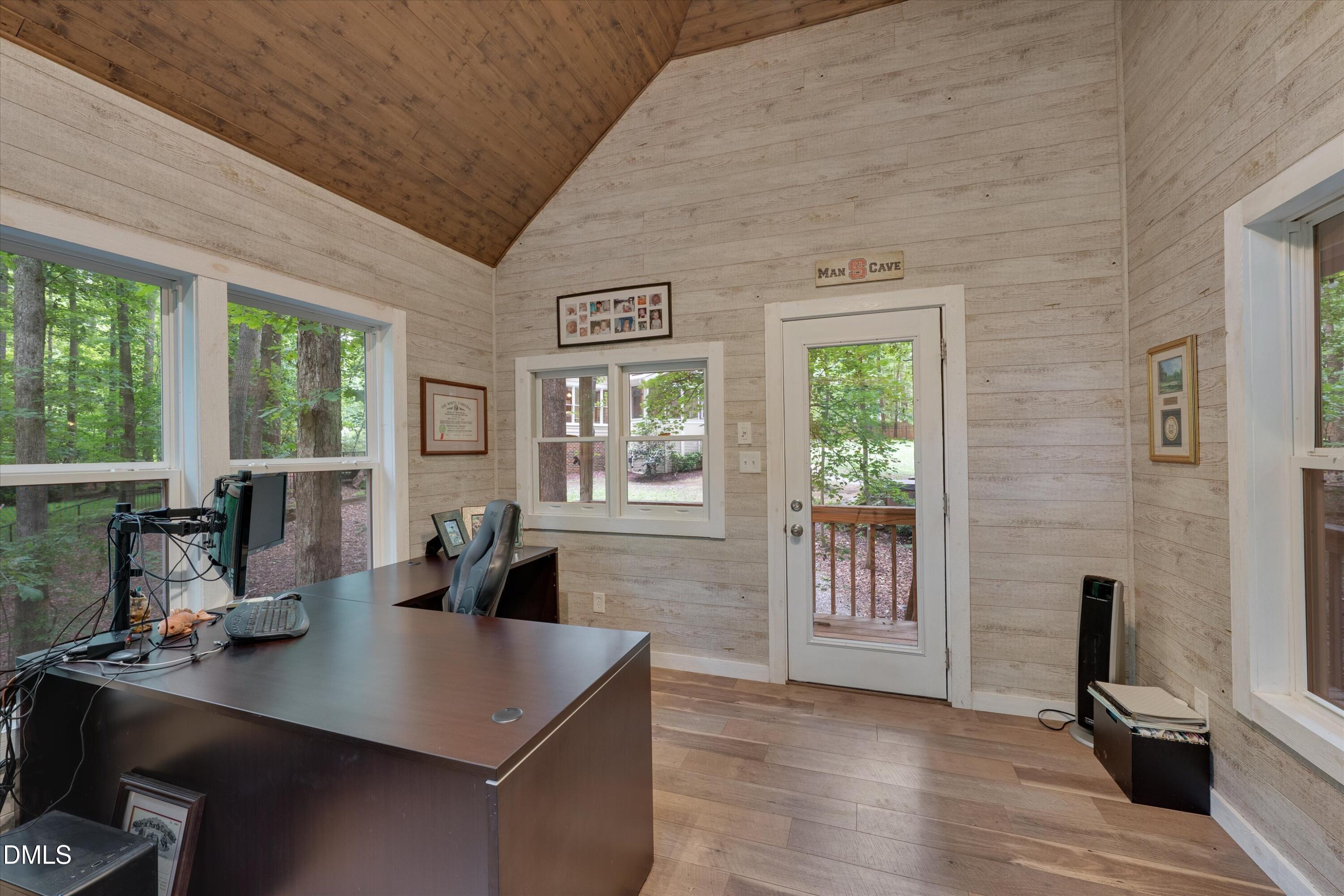 10609 Old Pine Court