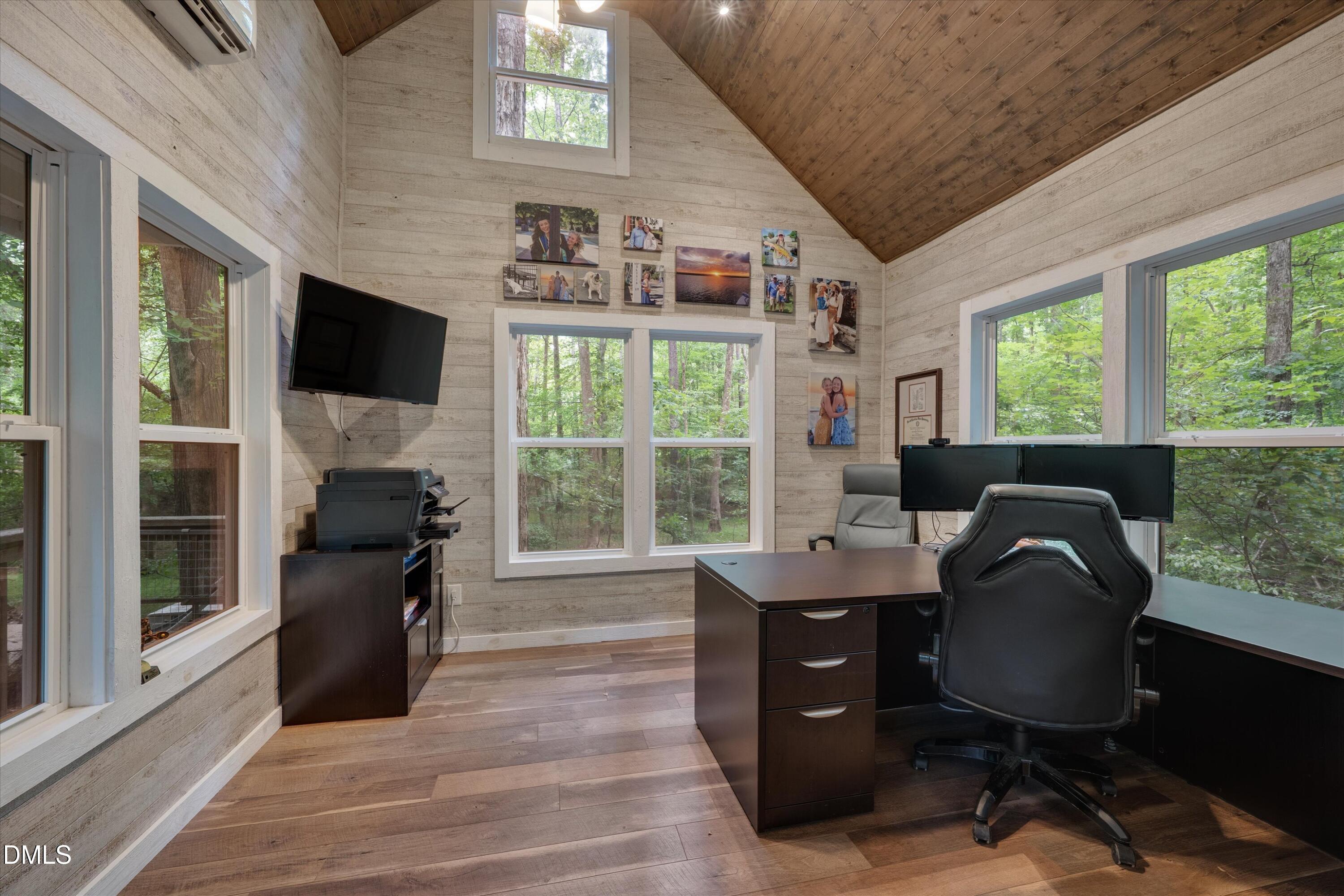 10609 Old Pine Court