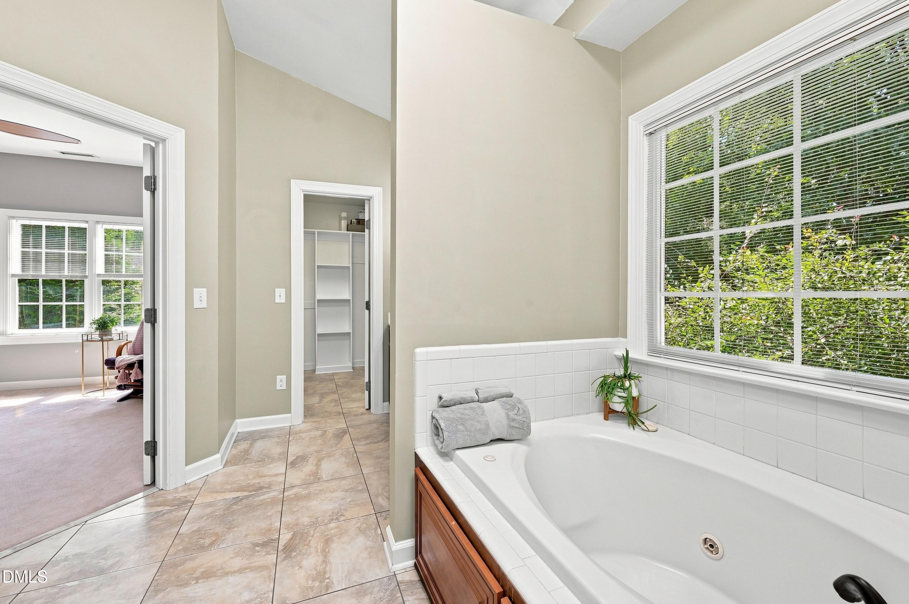 4324 Glen Erin Way