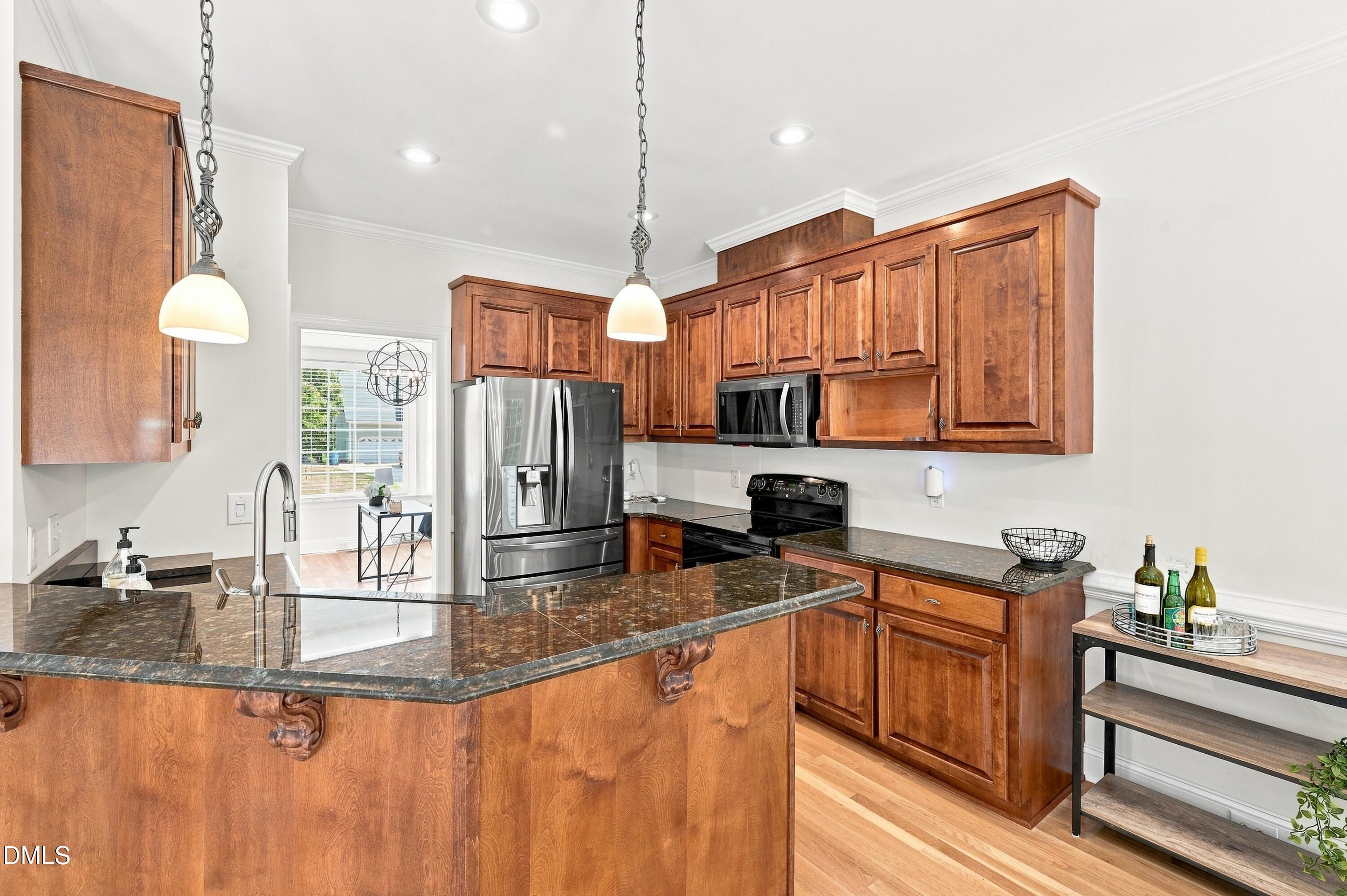 4324 Glen Erin Way