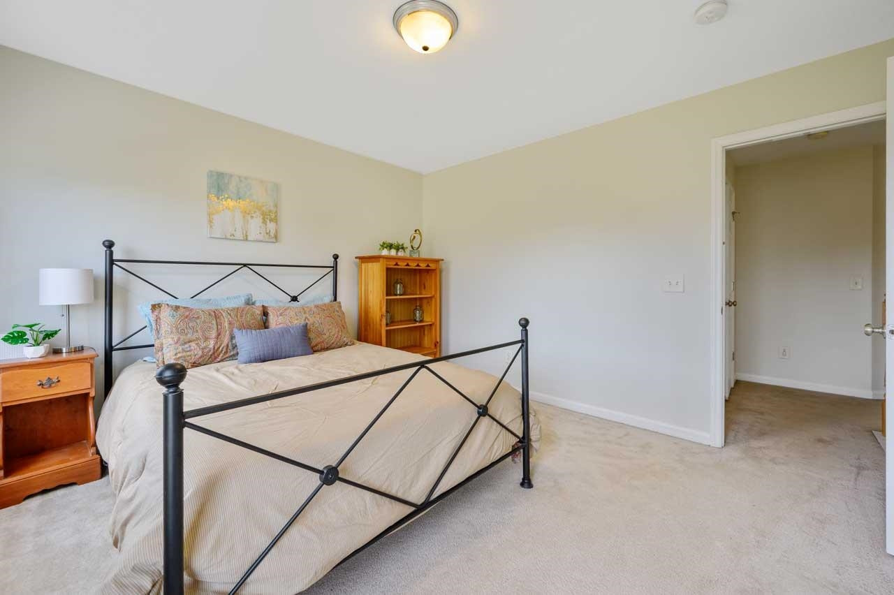 2001 Thoroughbred Lane