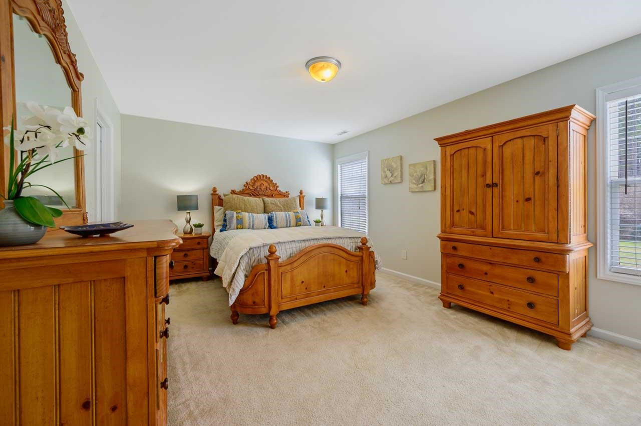 2001 Thoroughbred Lane