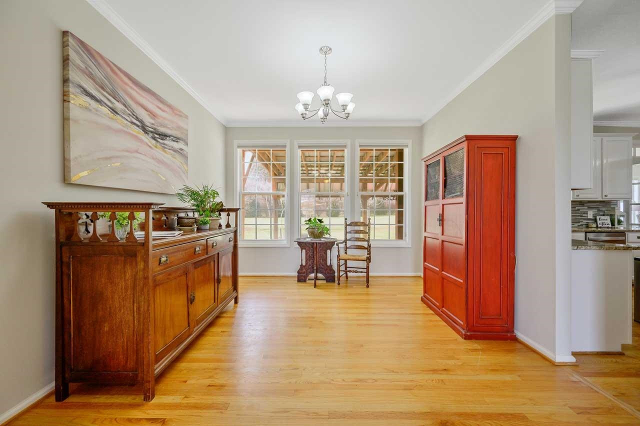 2001 Thoroughbred Lane