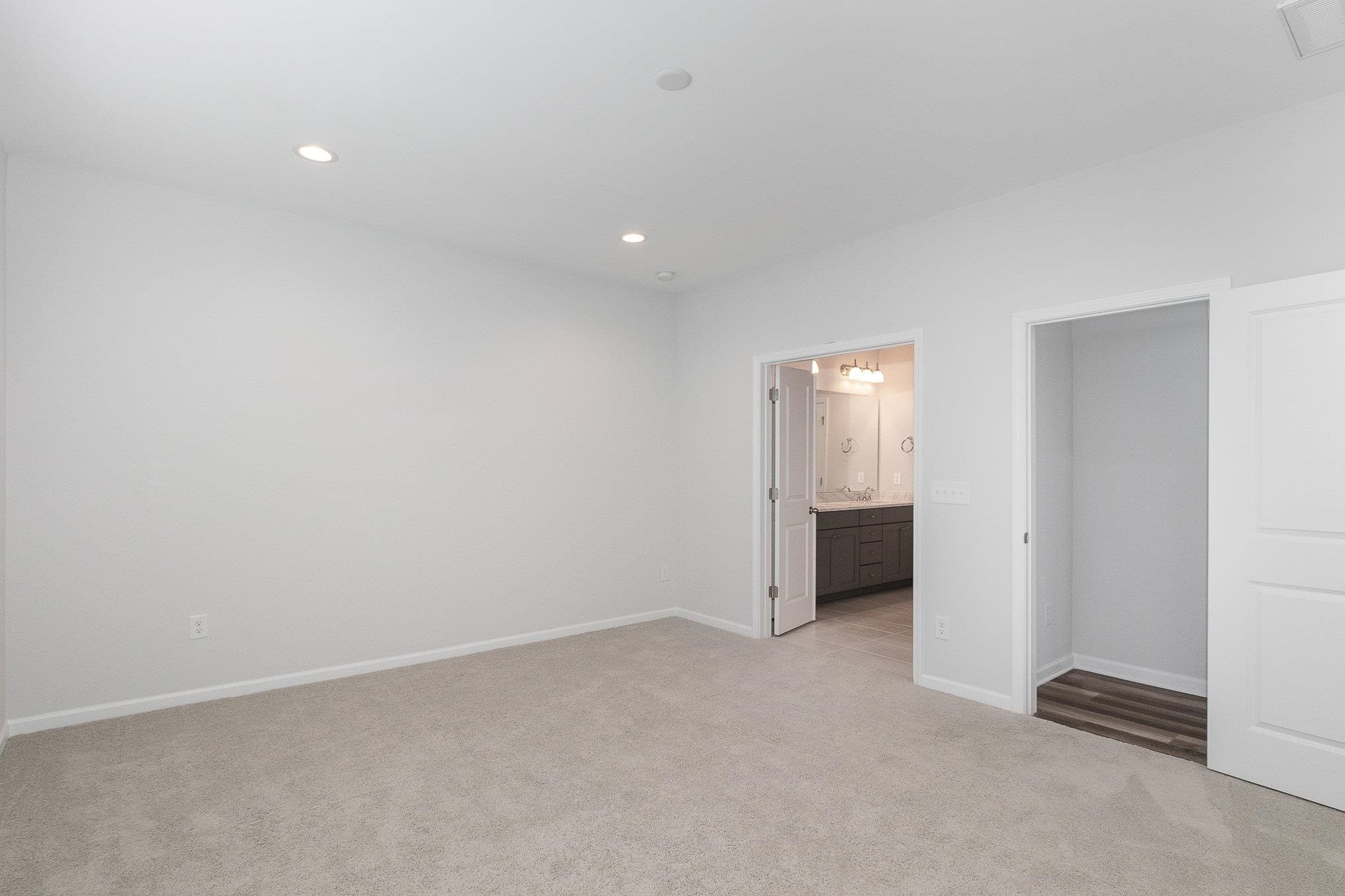 805 Talbot Place