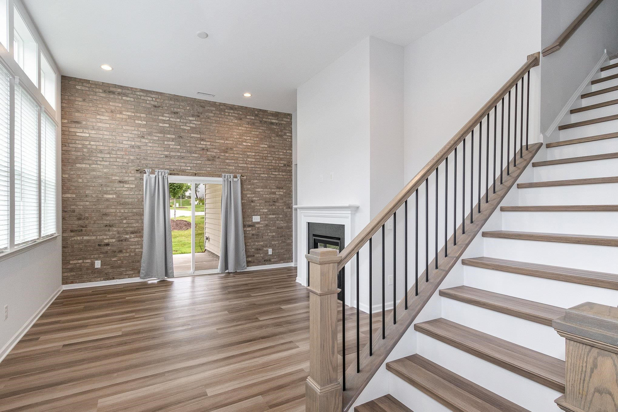 805 Talbot Place