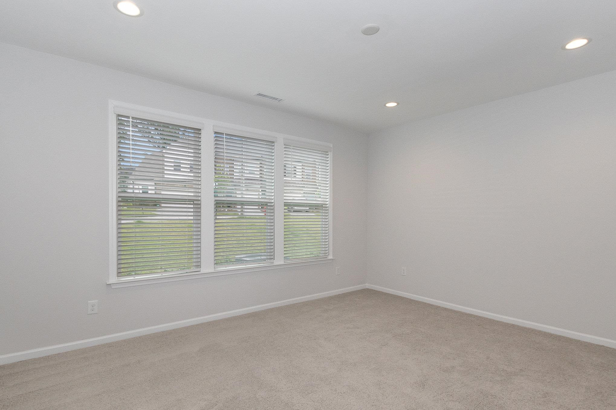 805 Talbot Place