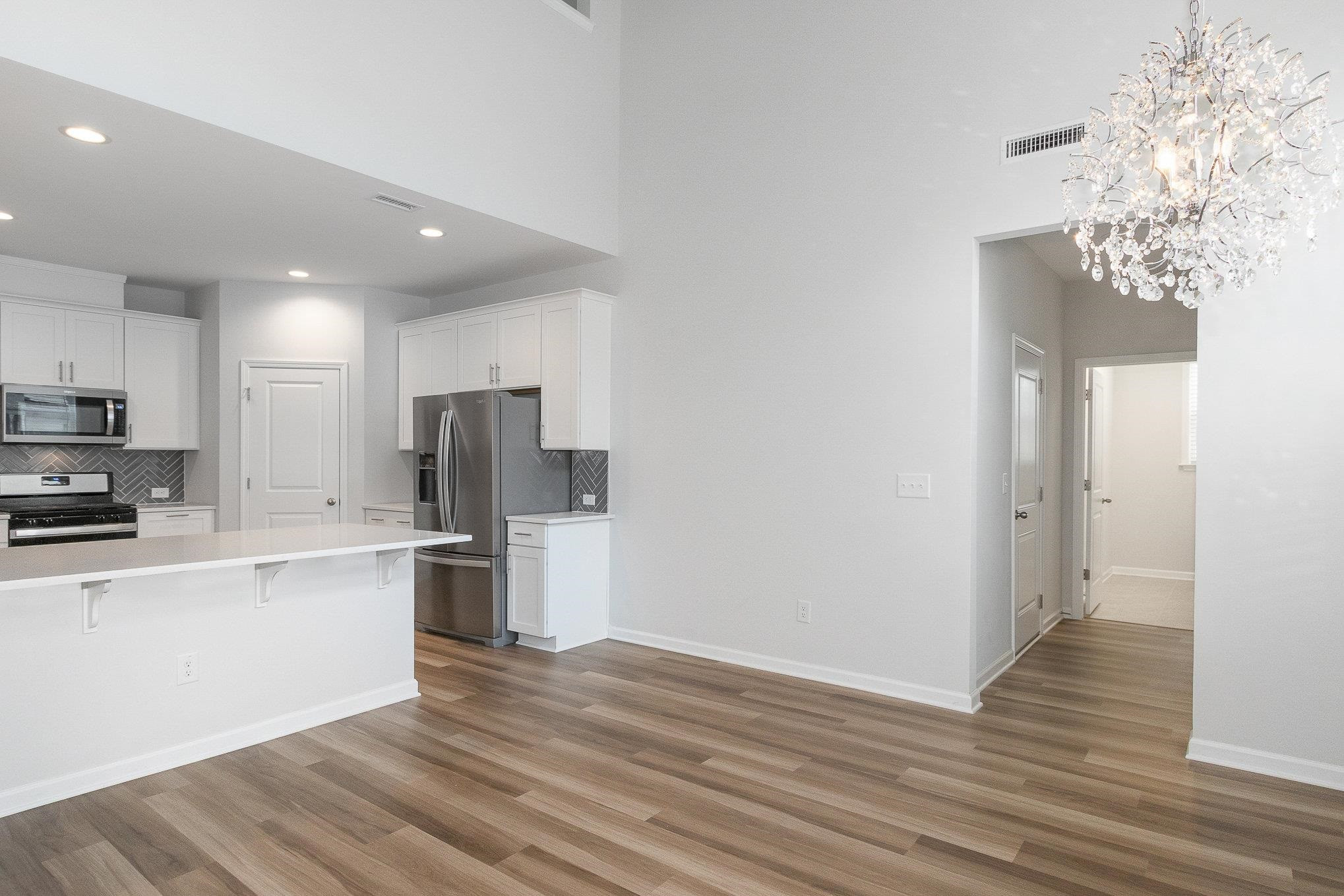 805 Talbot Place