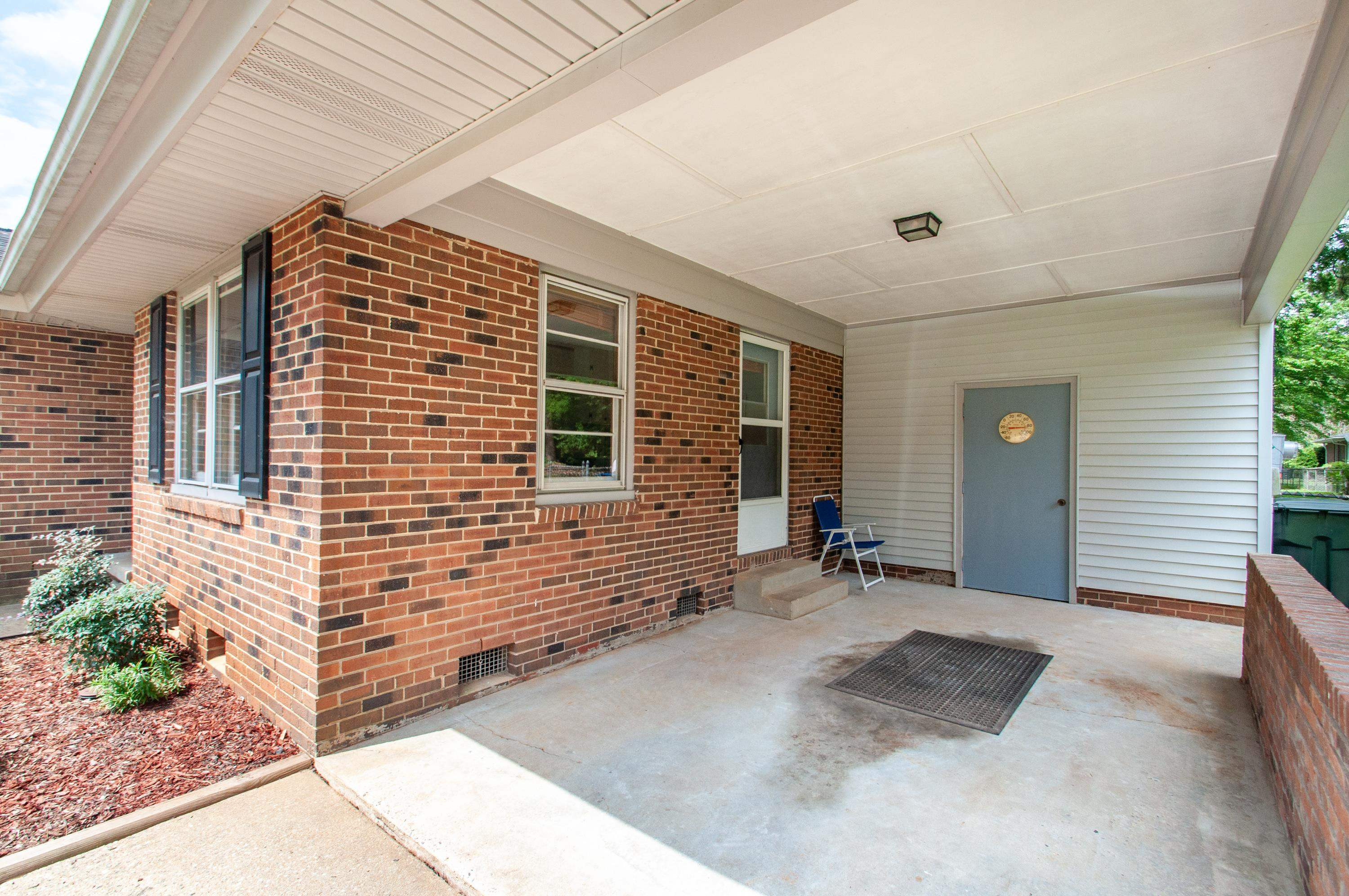 3705 Arrowwood Drive