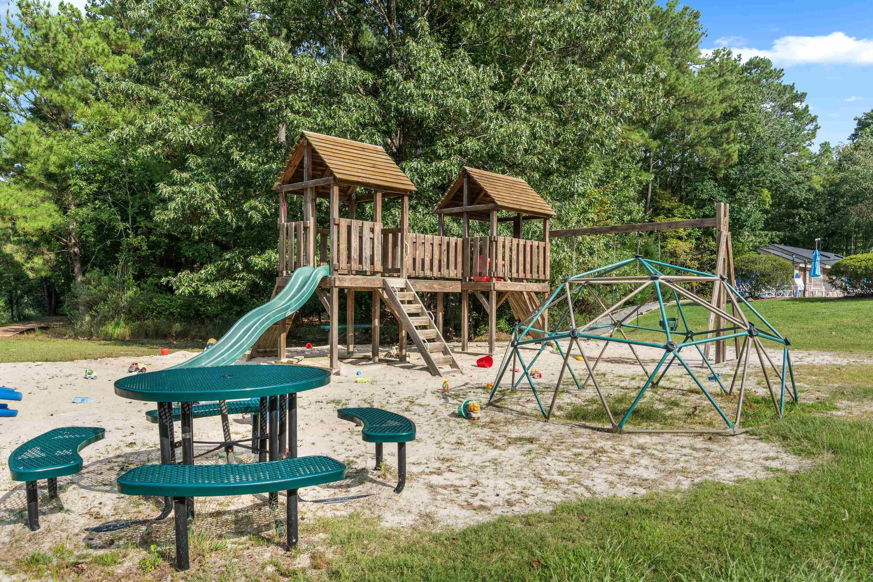 4118 Pin Oak Drive