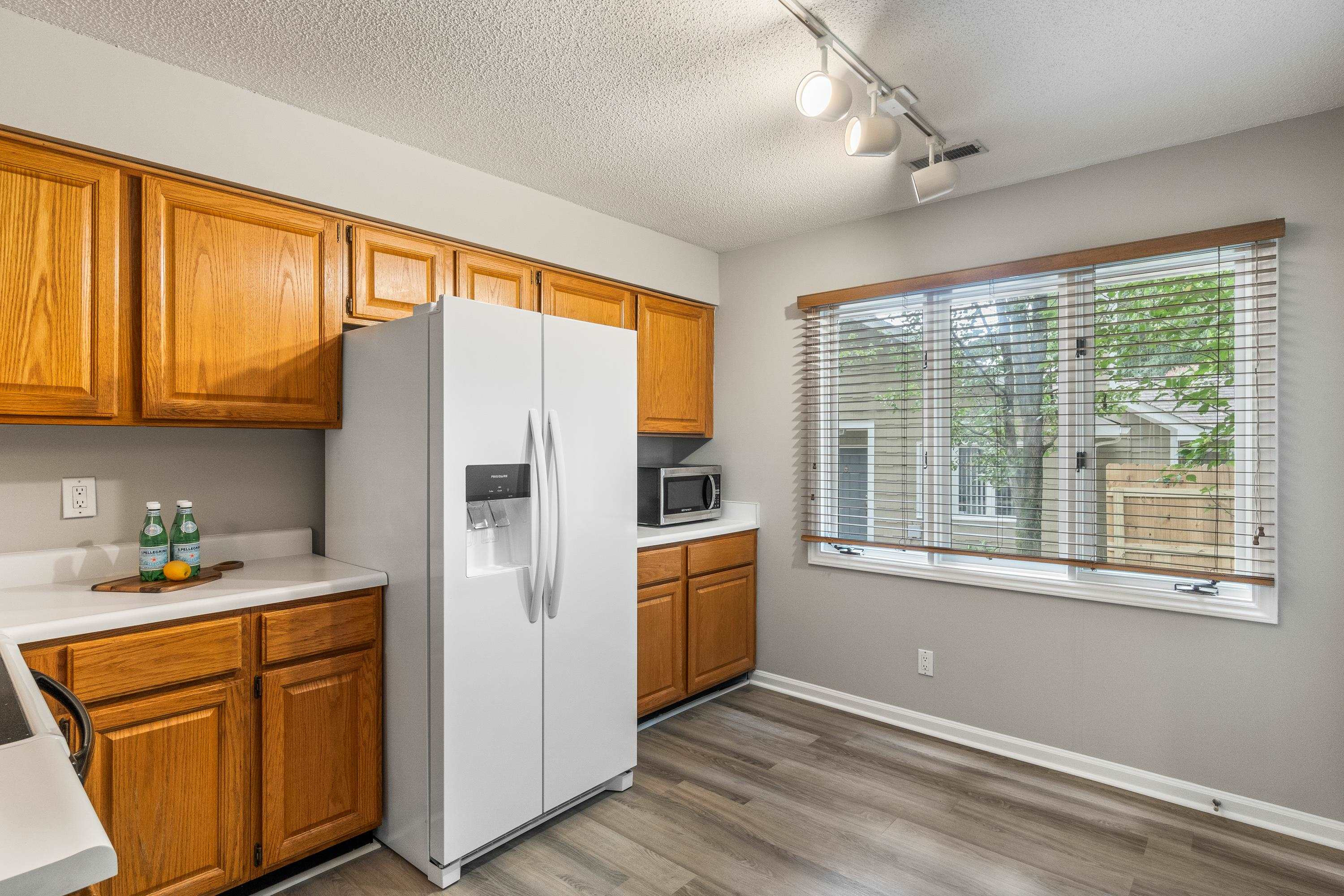 4118 Pin Oak Drive