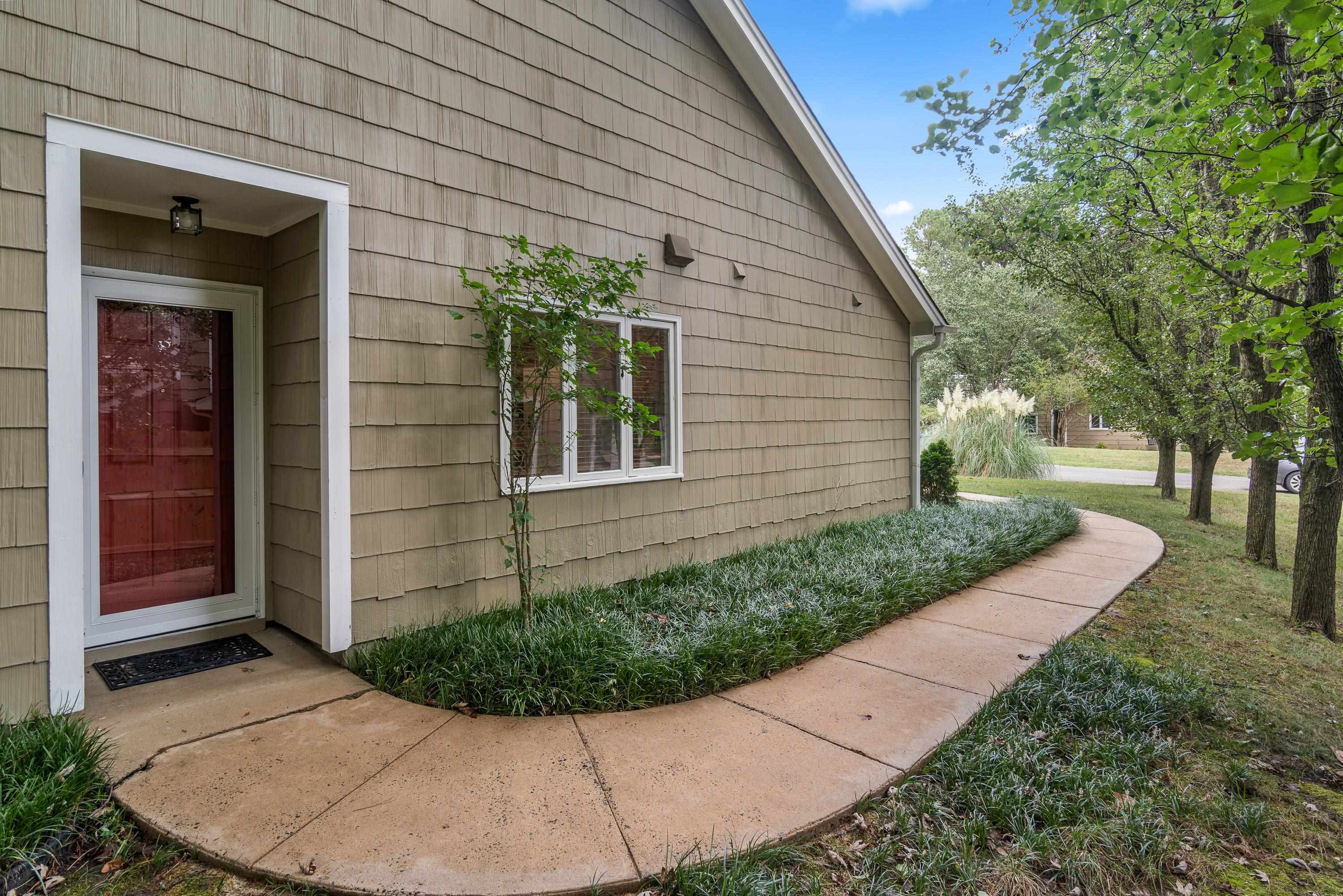 4118 Pin Oak Drive