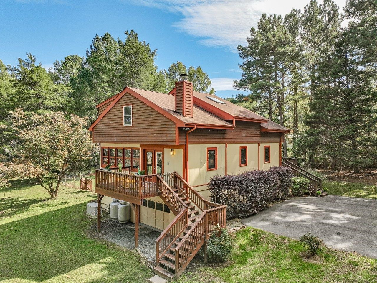 1388 Manns Chapel Road