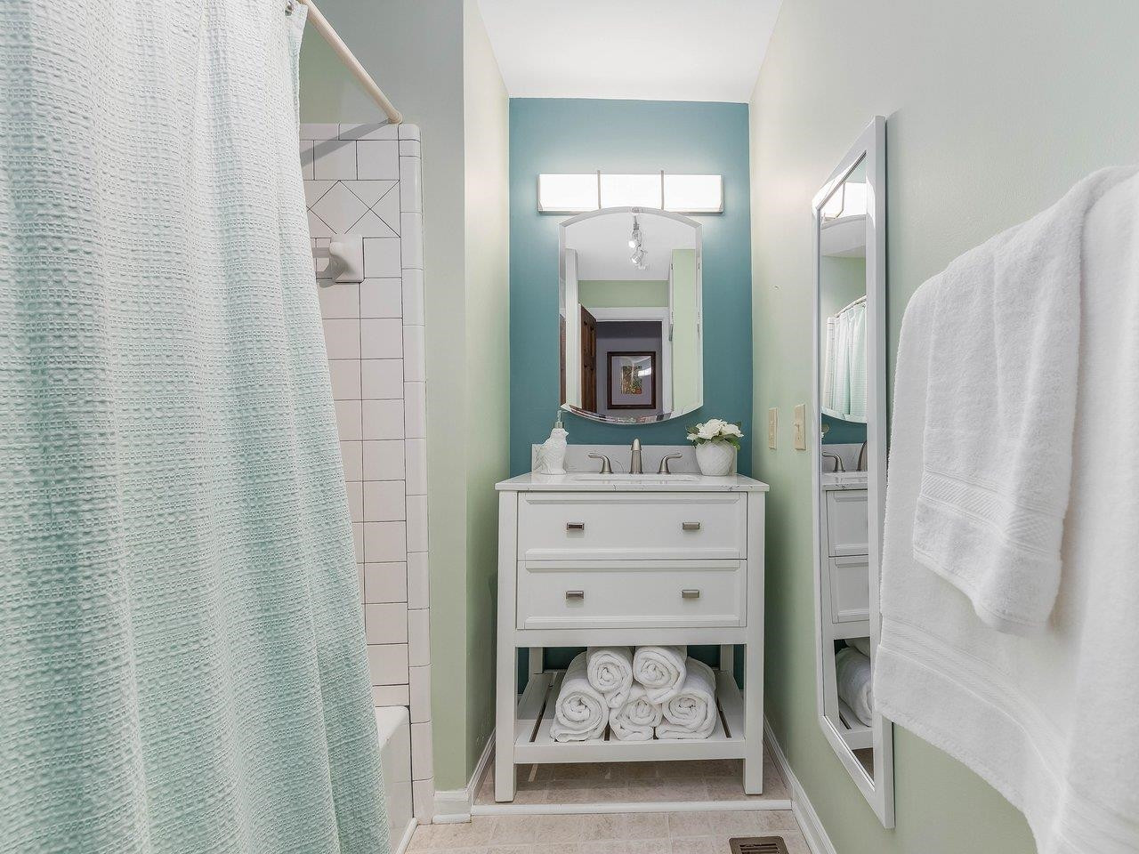 1388 Manns Chapel Road