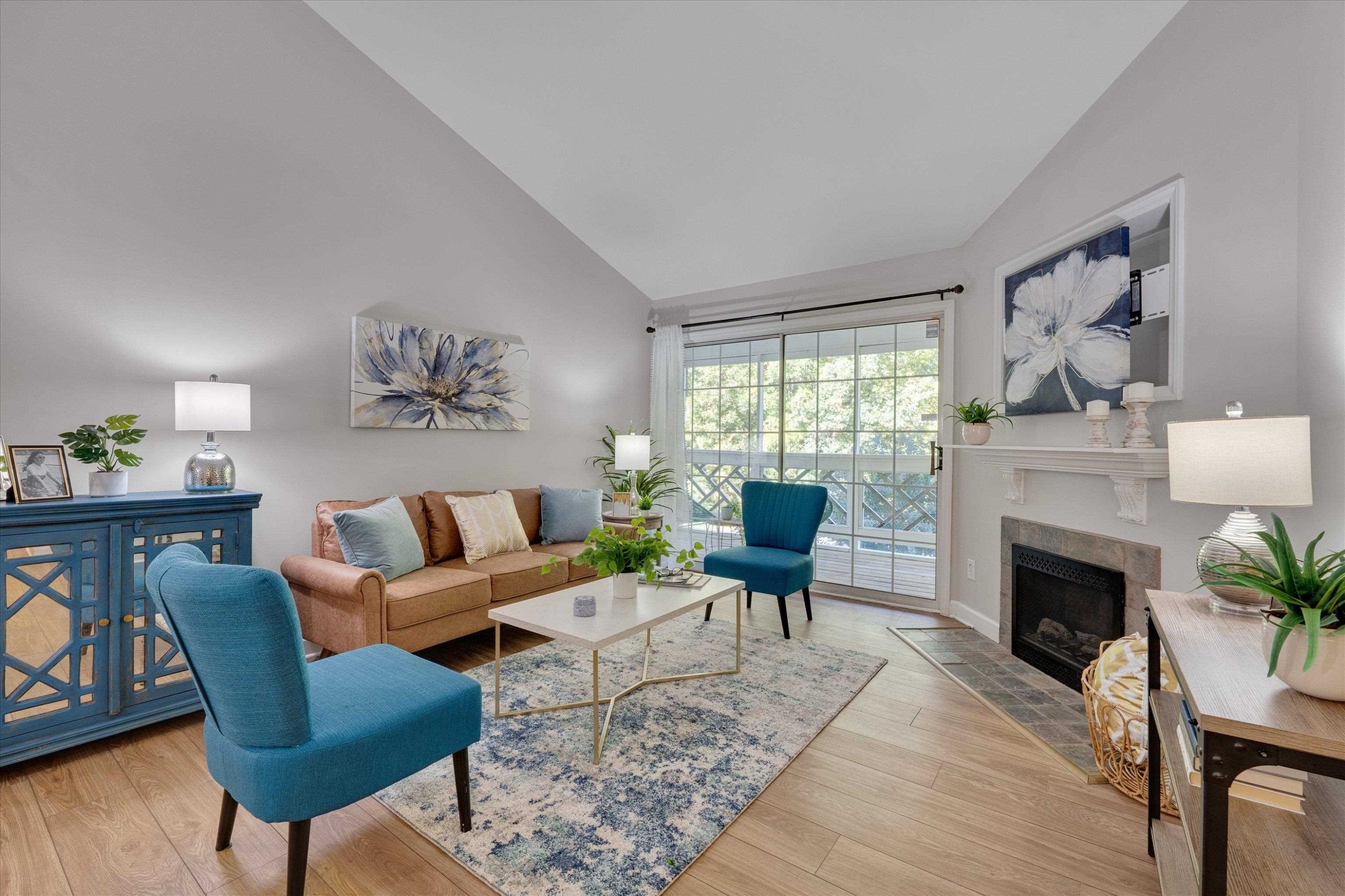 1008 Kingswood Drive Unit: F