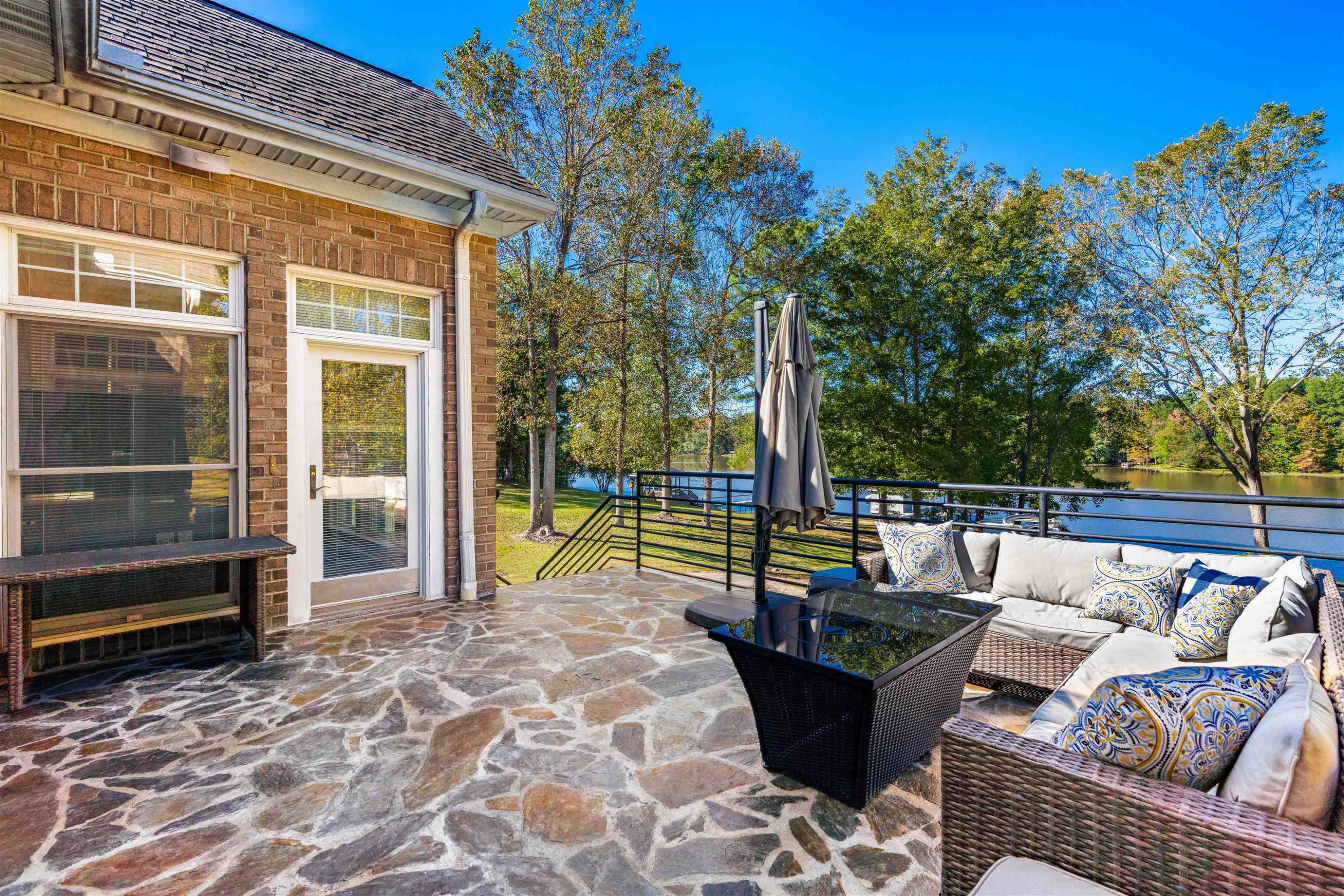 5106 Overlook Drive