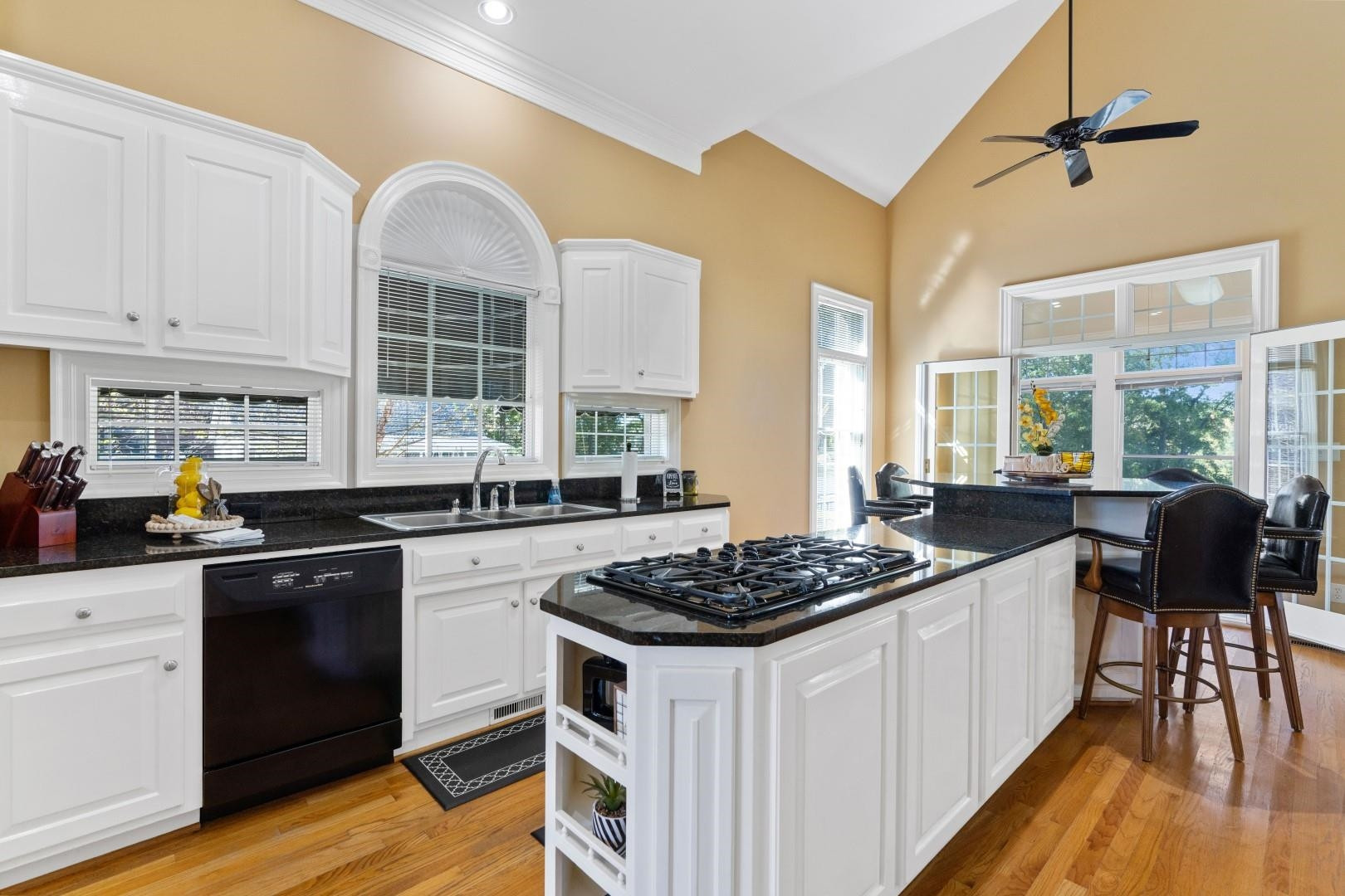 5106 Overlook Drive
