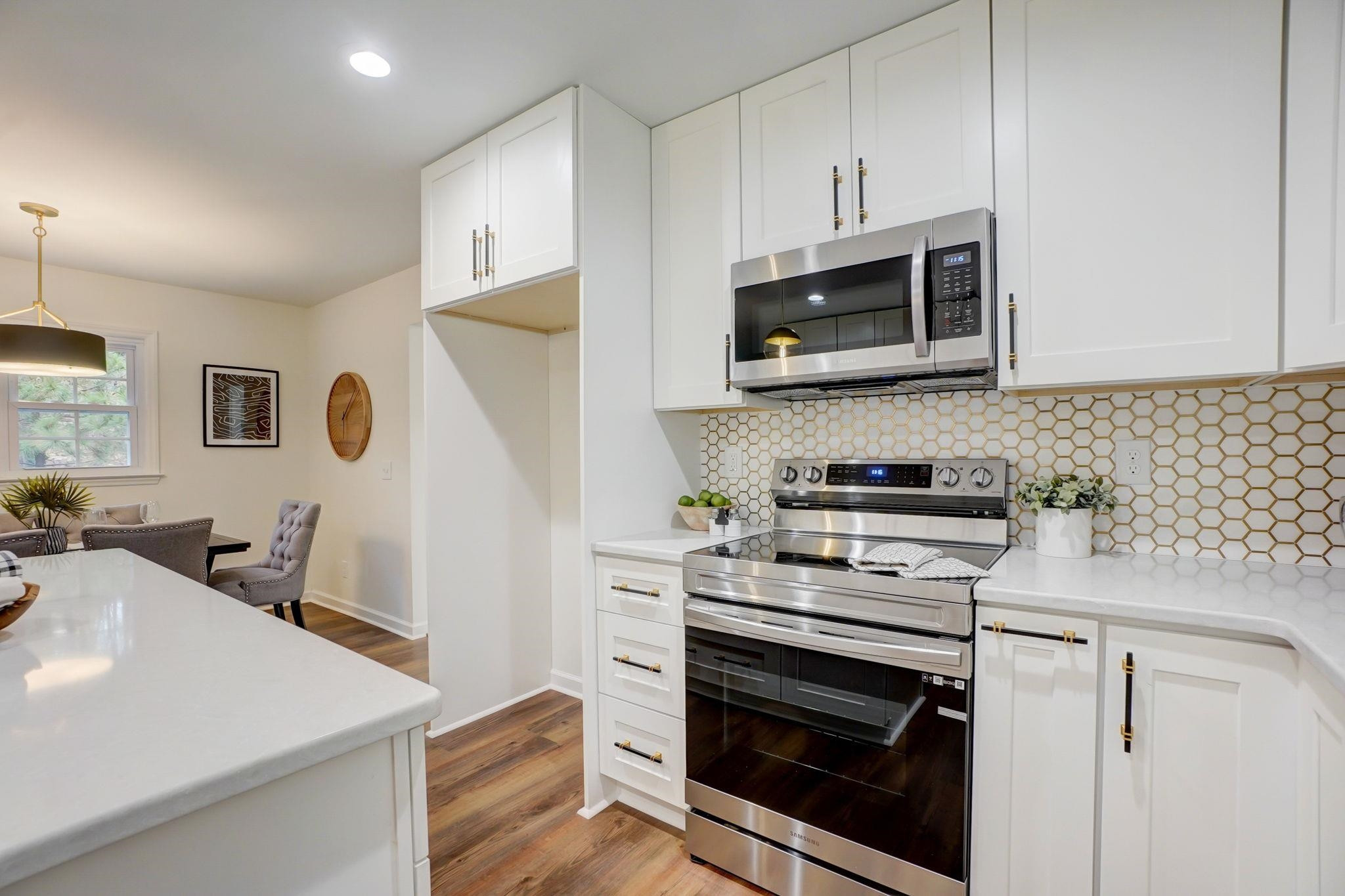 8713 Chesley Court