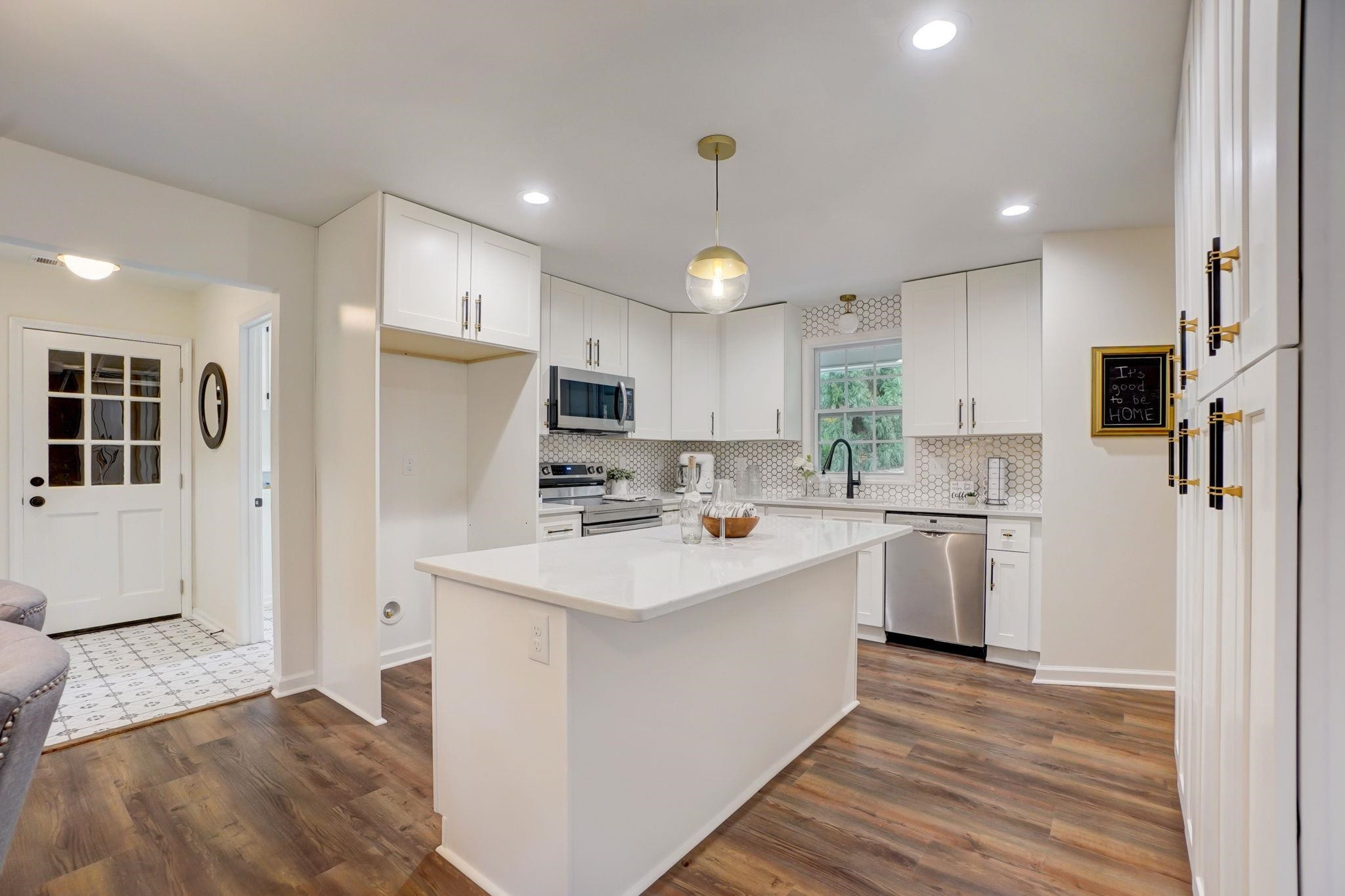 8713 Chesley Court