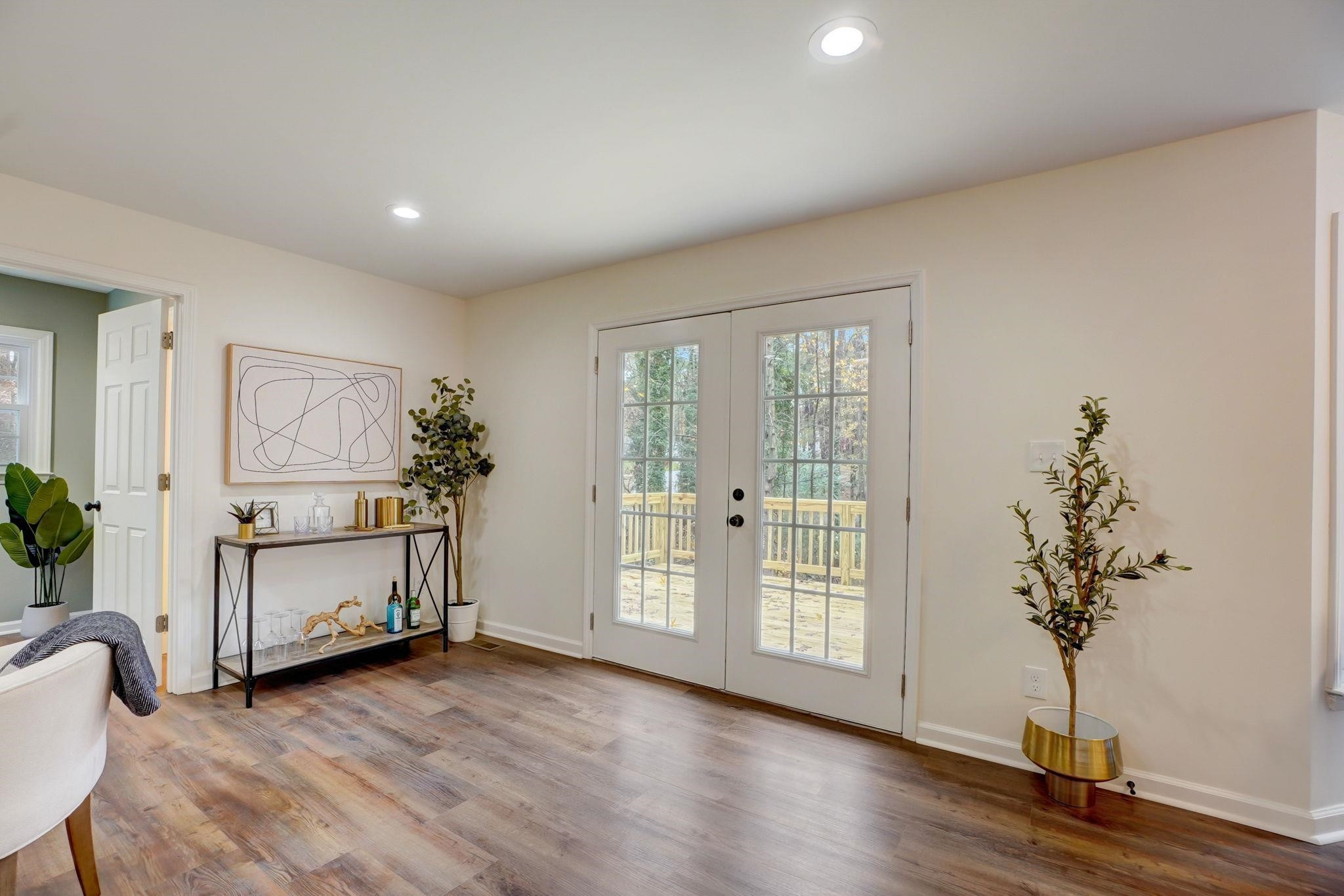 8713 Chesley Court