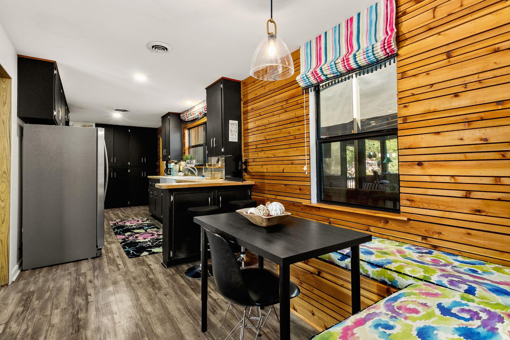 303 Lange RD
