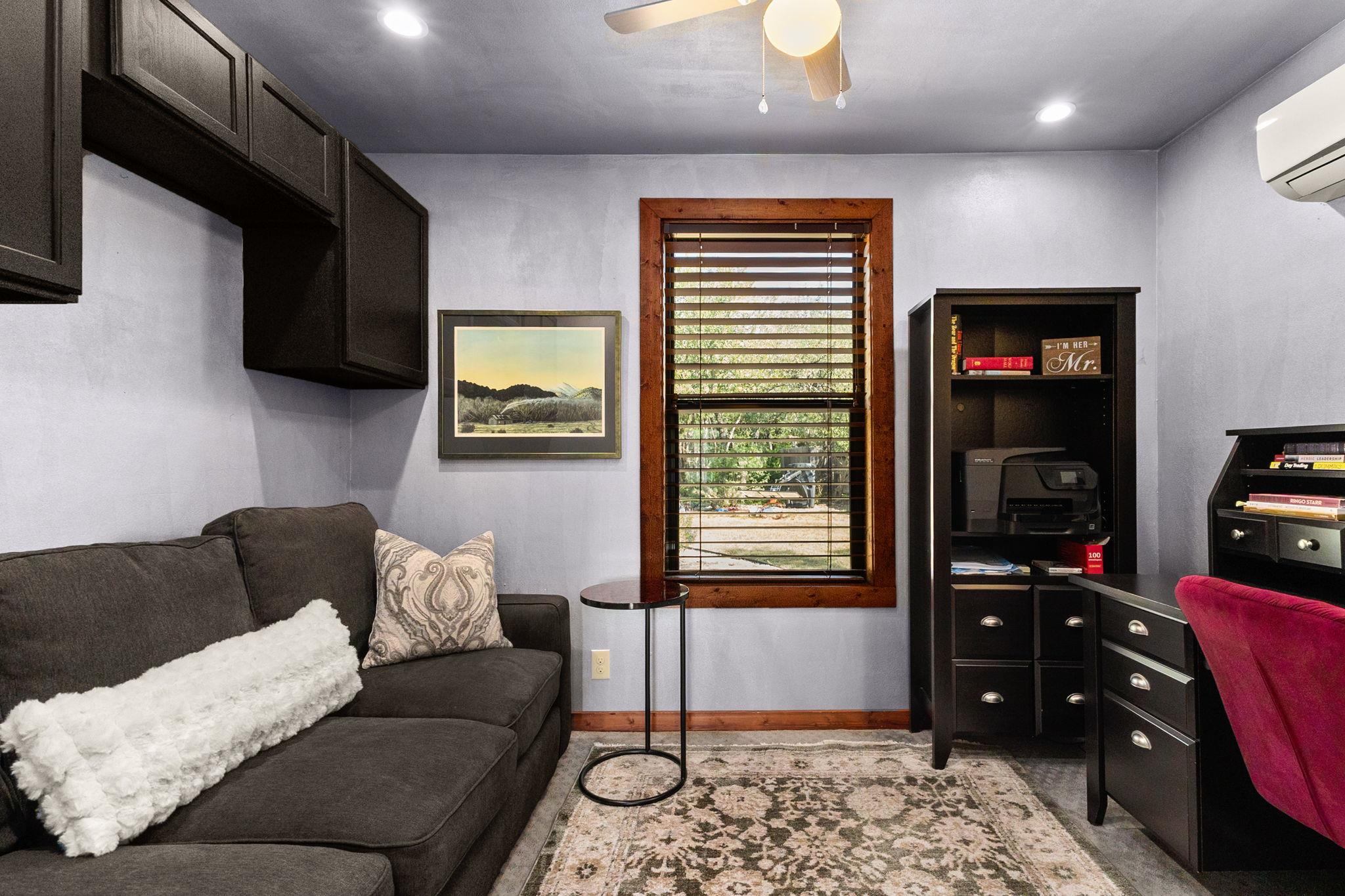303 Lange RD