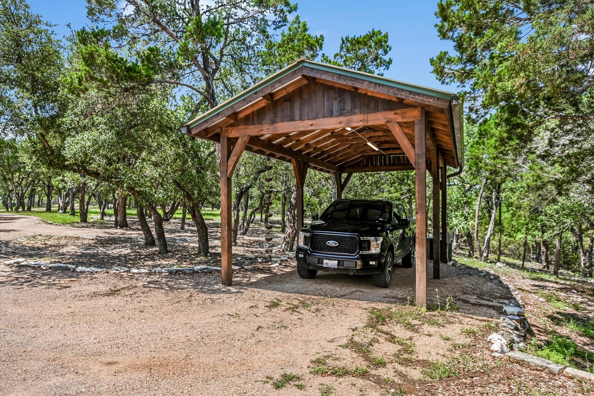 817 Woodcreek Ranch RD