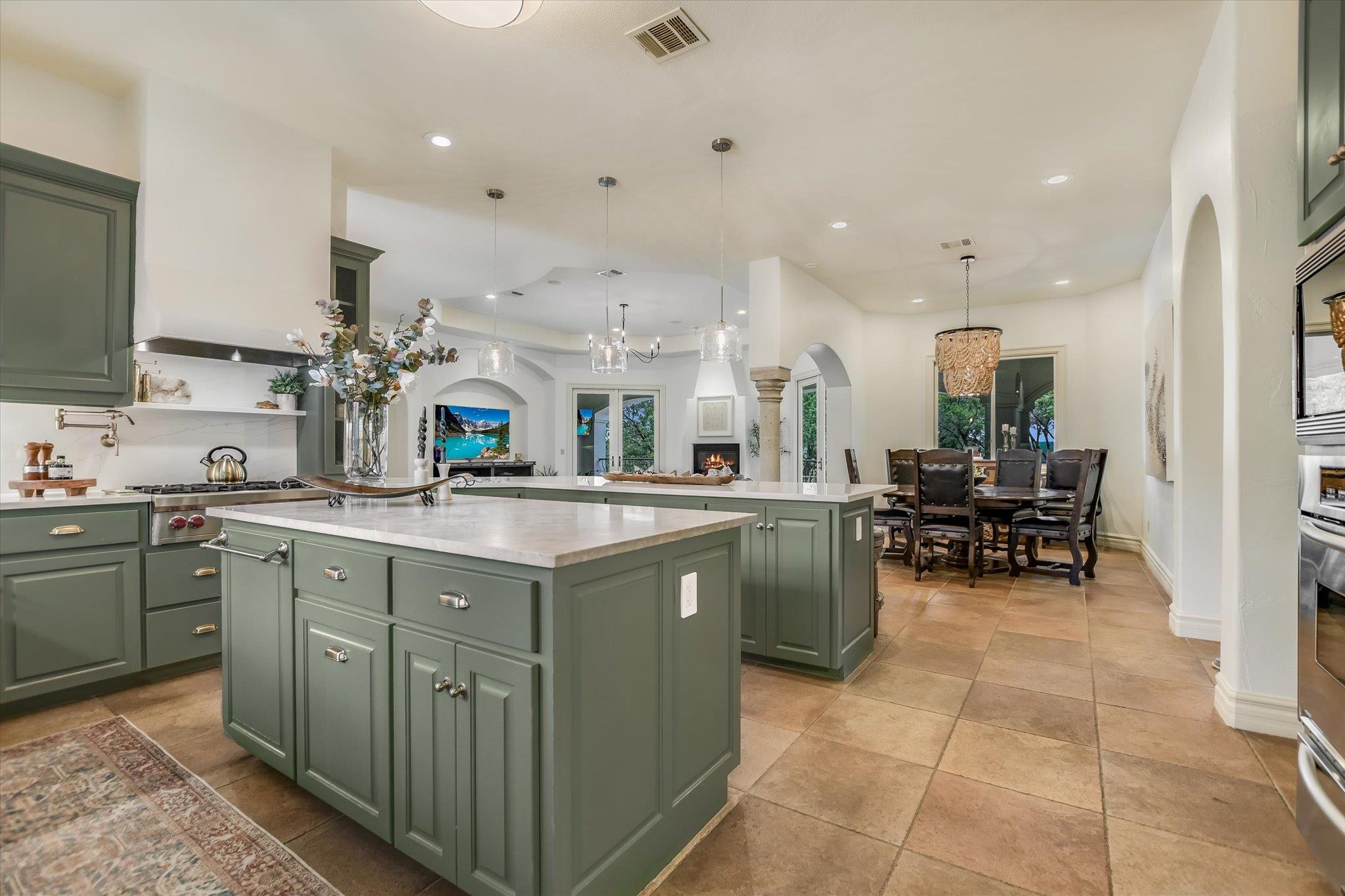817 Woodcreek Ranch RD