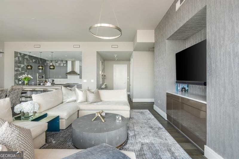 1065 Peachtree Street NE # 3604