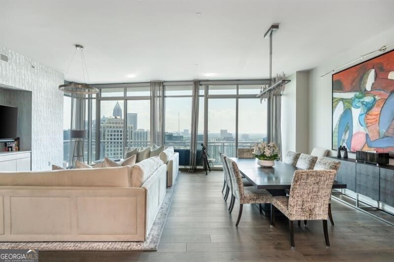 1065 Peachtree Street NE # 3604