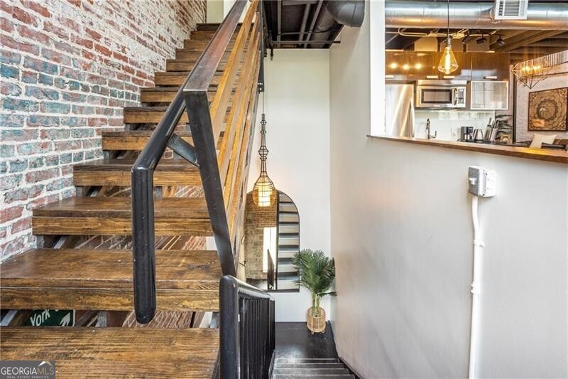 650 Glen Iris Drive NE # 23, Atlanta Unit: 23