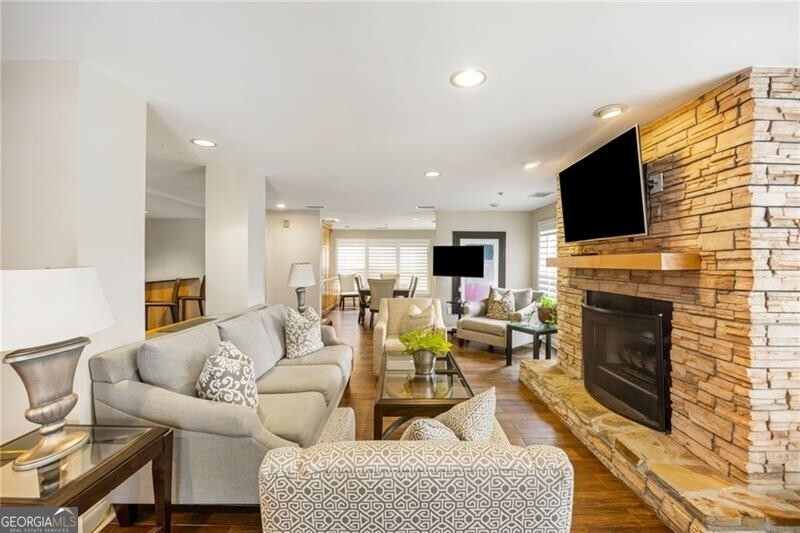 50 Biscayne Drive NW # 2111