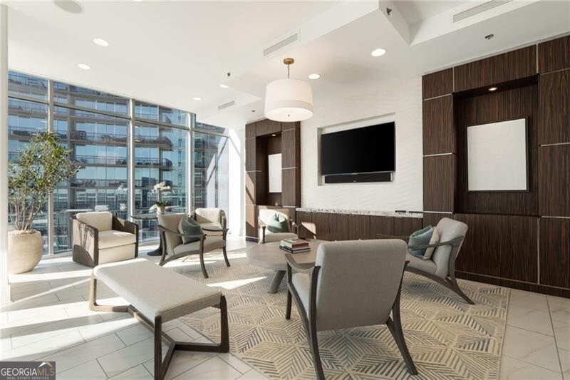 1065 Peachtree Street NE # 3604