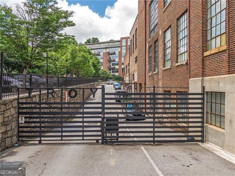 650 Glen Iris Drive NE # 3