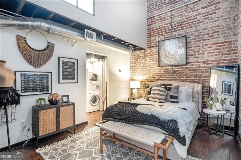 650 Glen Iris Drive NE # 23