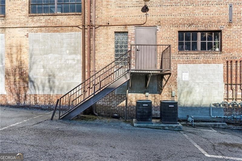 650 Glen Iris Drive NE # 23