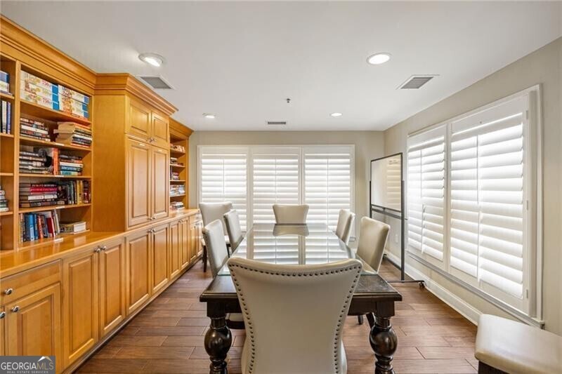 50 Biscayne Drive NW # 2111