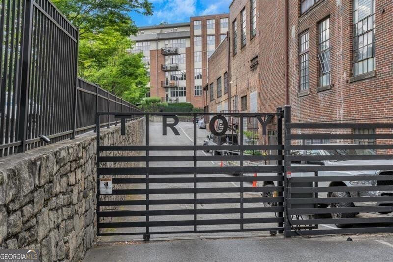 650 Glen Iris Drive NE # 25