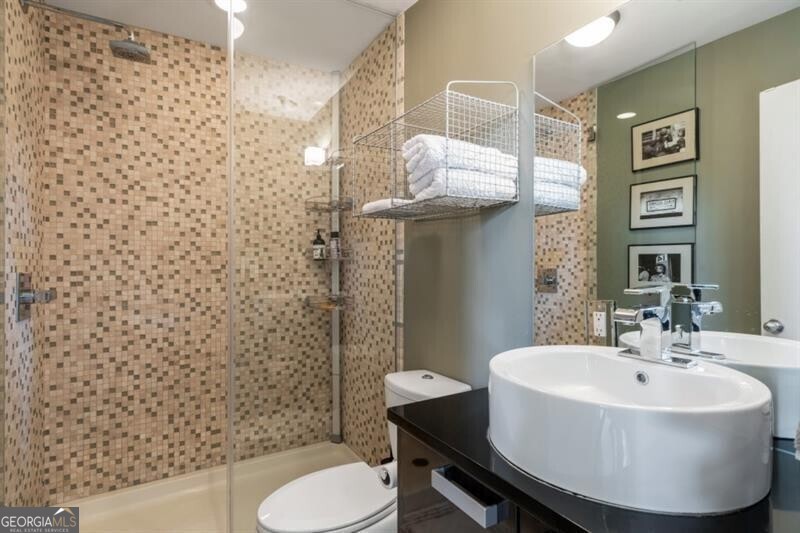 650 Glen Iris Drive NE # 25
